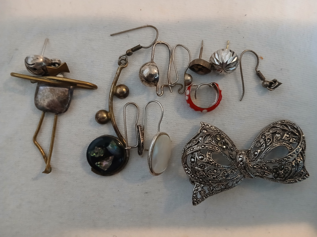 Assorted Vintage silver Earrings and Brooch Set