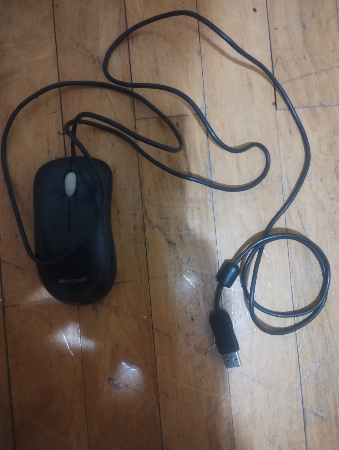 USB Tech Bundle – 2 Wired Headsets + Microsoft Wired mouse - photo 4
