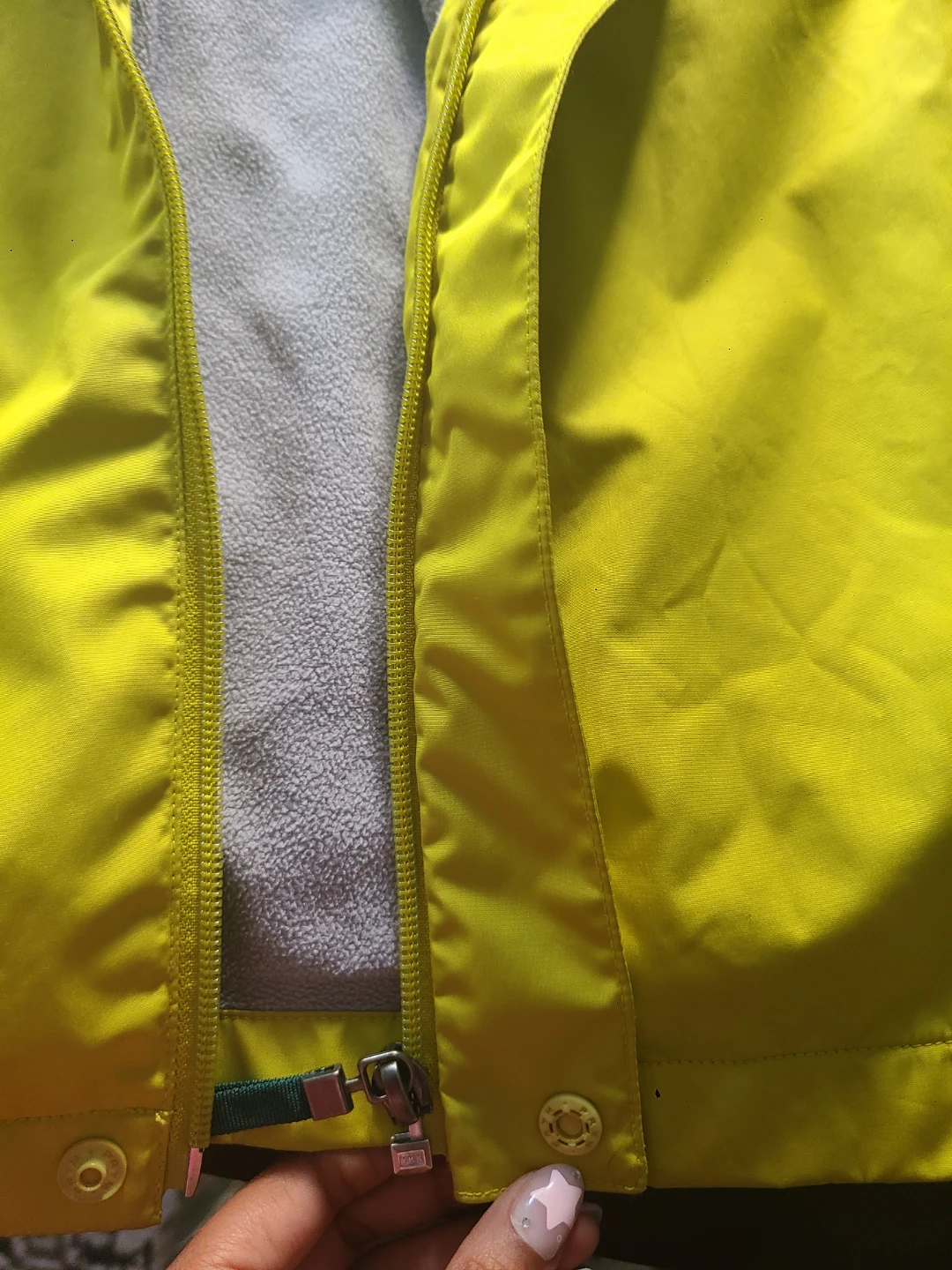 MEC Youth Jacket Size 12 - photo 4