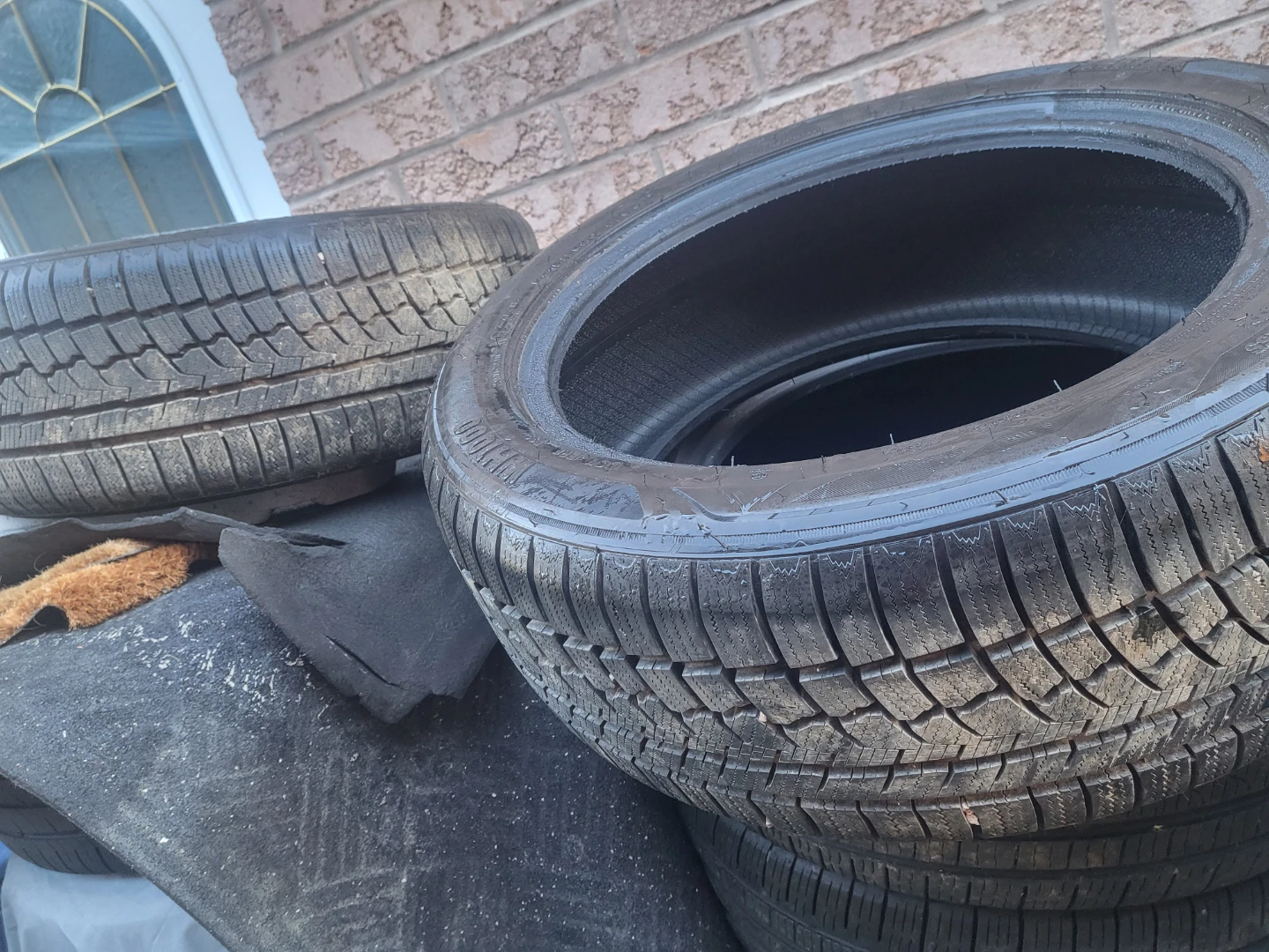 Set of 2 like new winter Zetex WH1000 Tires 215/50R17 - photo 4