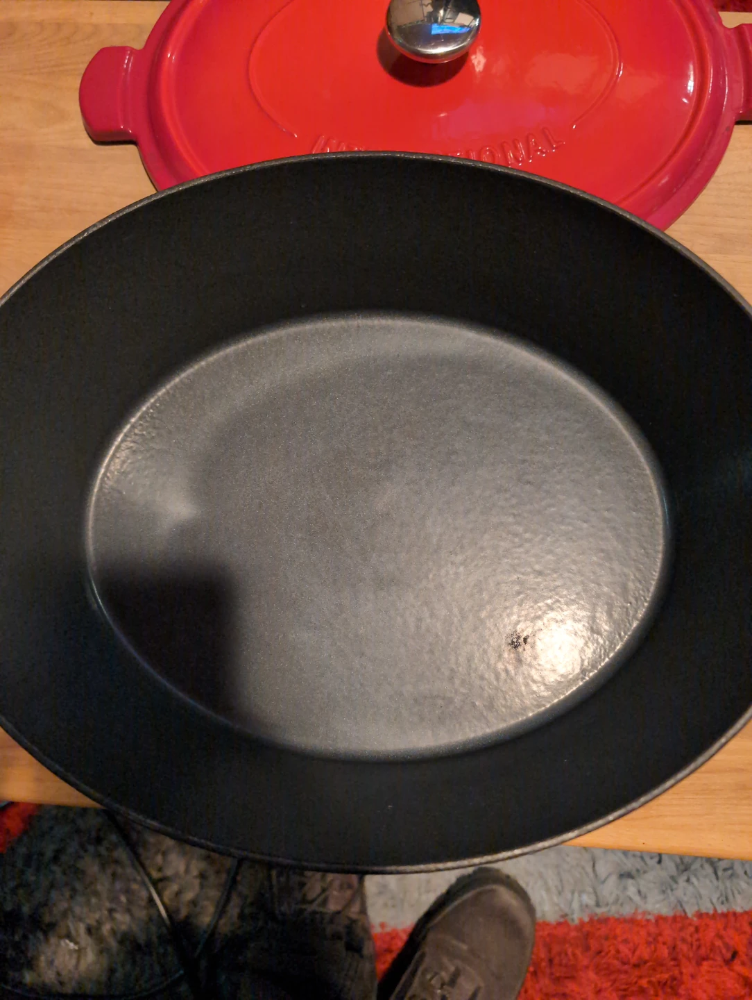 J.A. Henckels International Enamelled Cast Iron Dutch Oven - photo 3