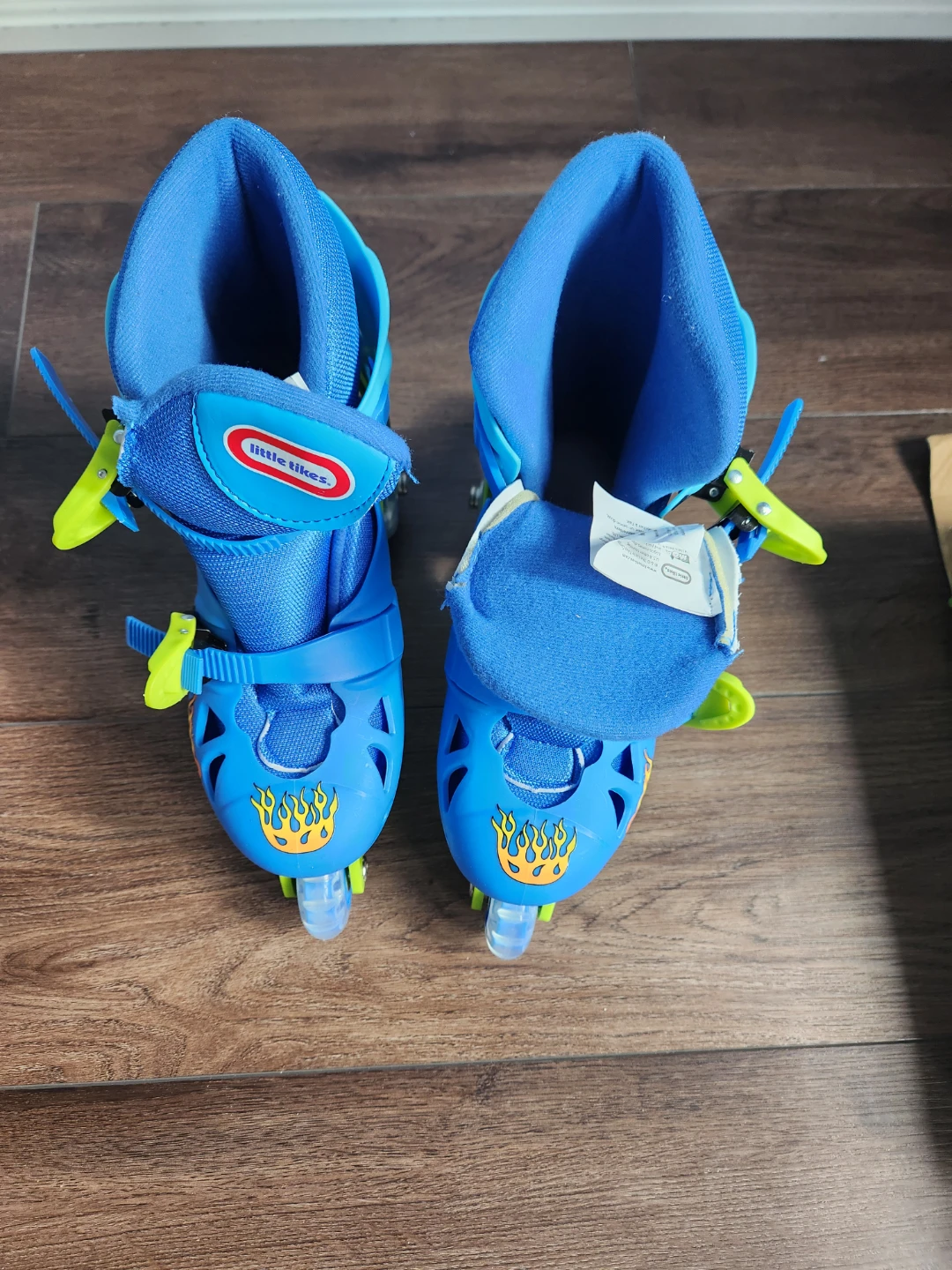 Little Tikes 2-in-1 Training Skates - photo 4
