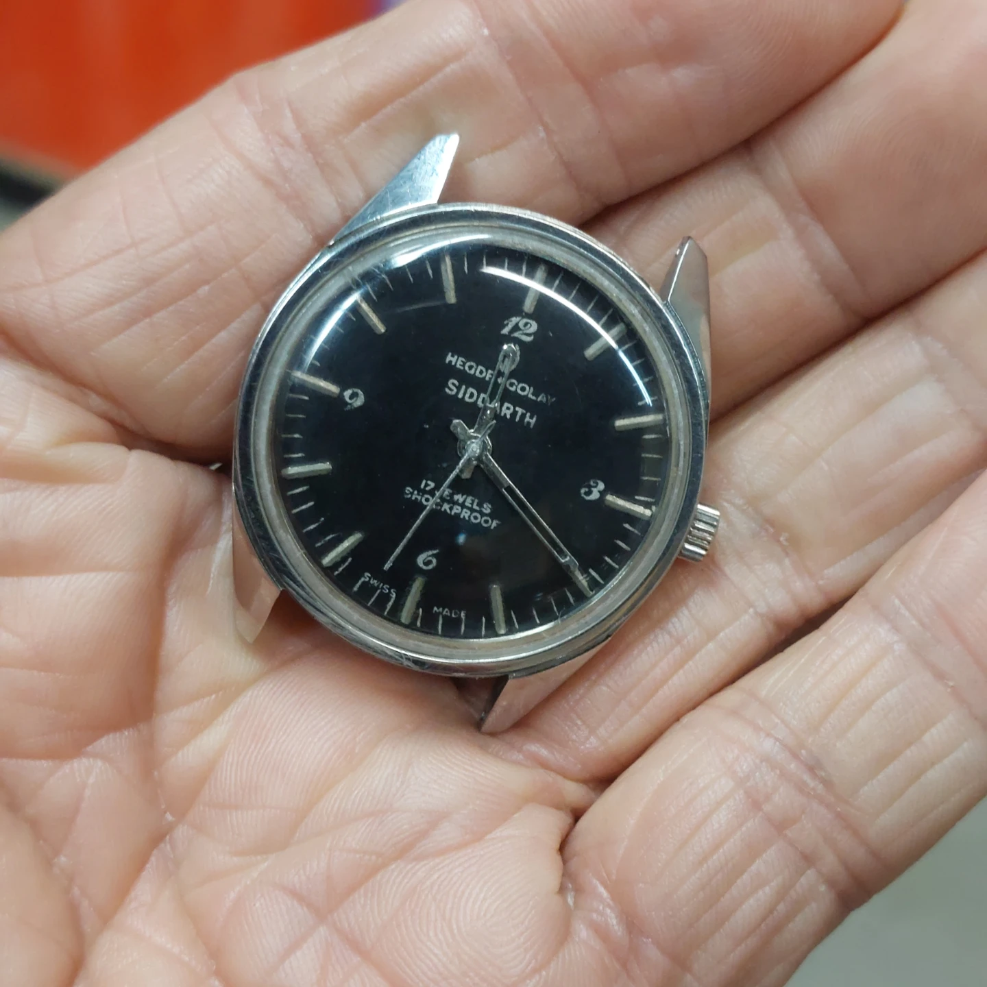 35mm watch need repair