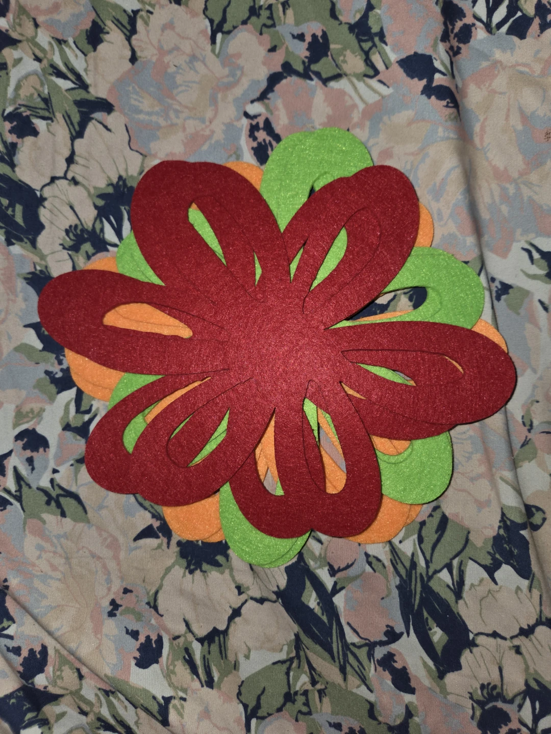 Flower Shaped & Heat Insulating Felt Coasters, 2 sizes, 14 Count