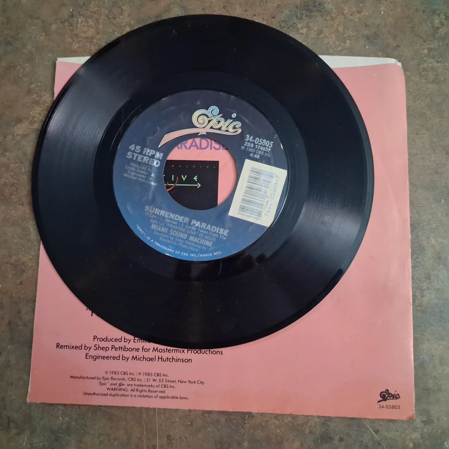 Miami Sound Machine Bad Boy / Surrender Paradise  45 RPM Single - photo 4