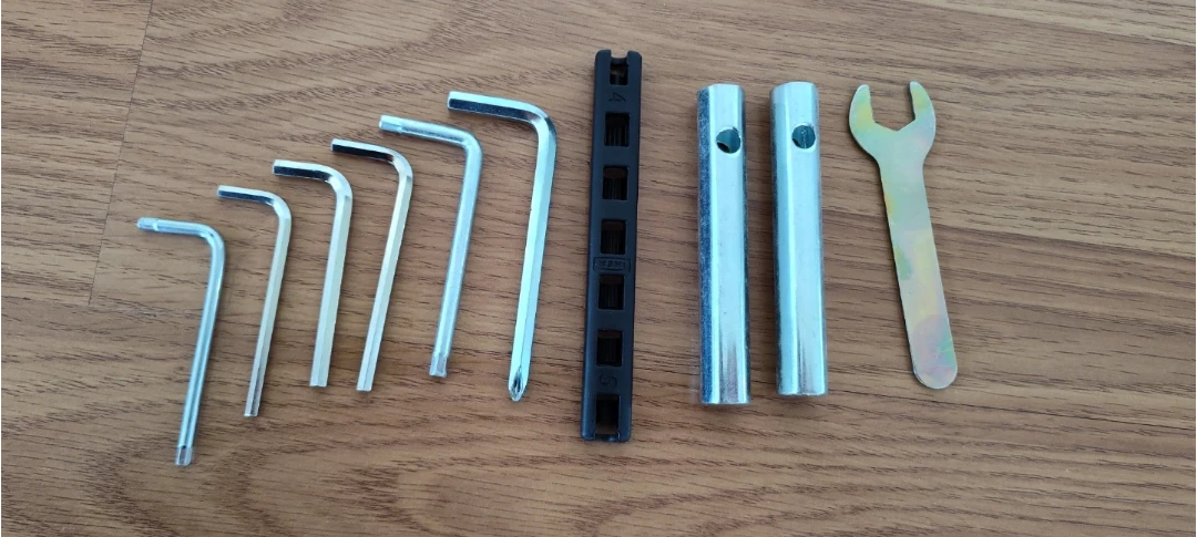 Furniture assembly tool set