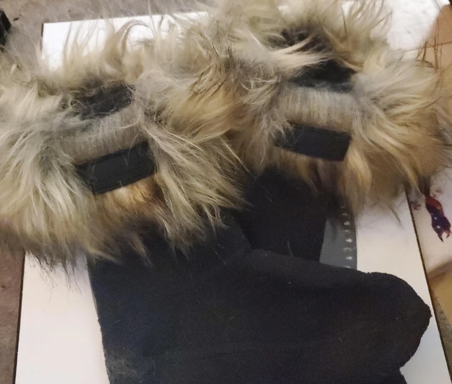 Hunter Boot Faux Fur Cuffs - Size M