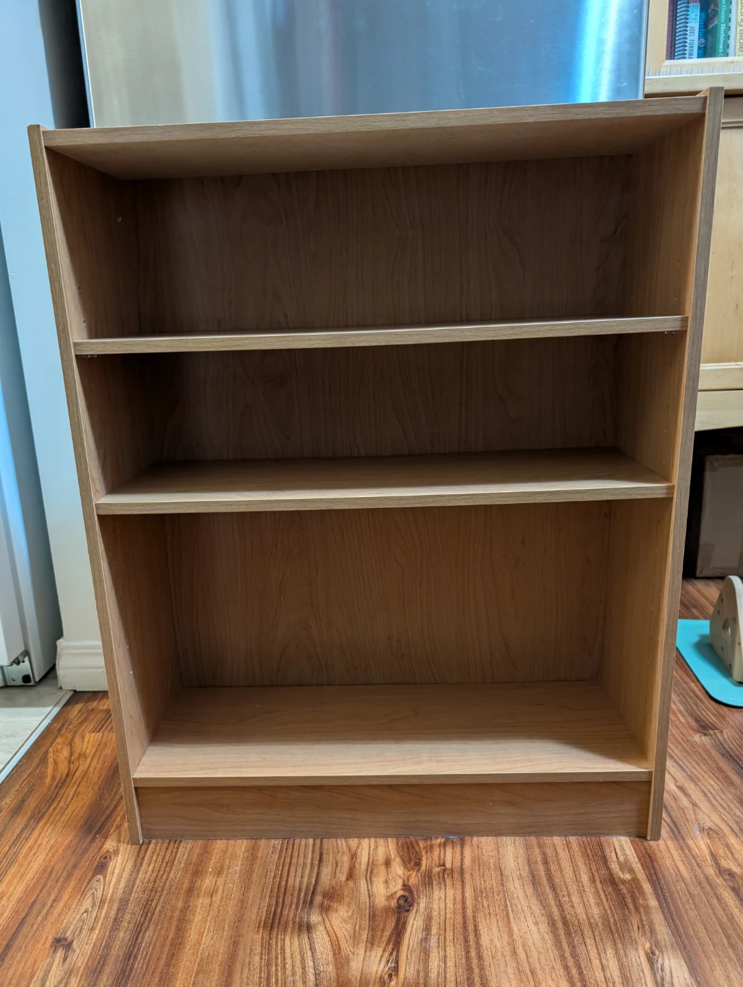 Small 3-Shelf Wooden Bookshelf - photo 2