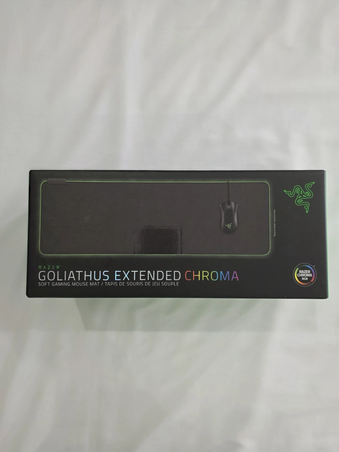 Razer Goliathus Chroma Extended Gaming Mouse Pad (RGB lighting)