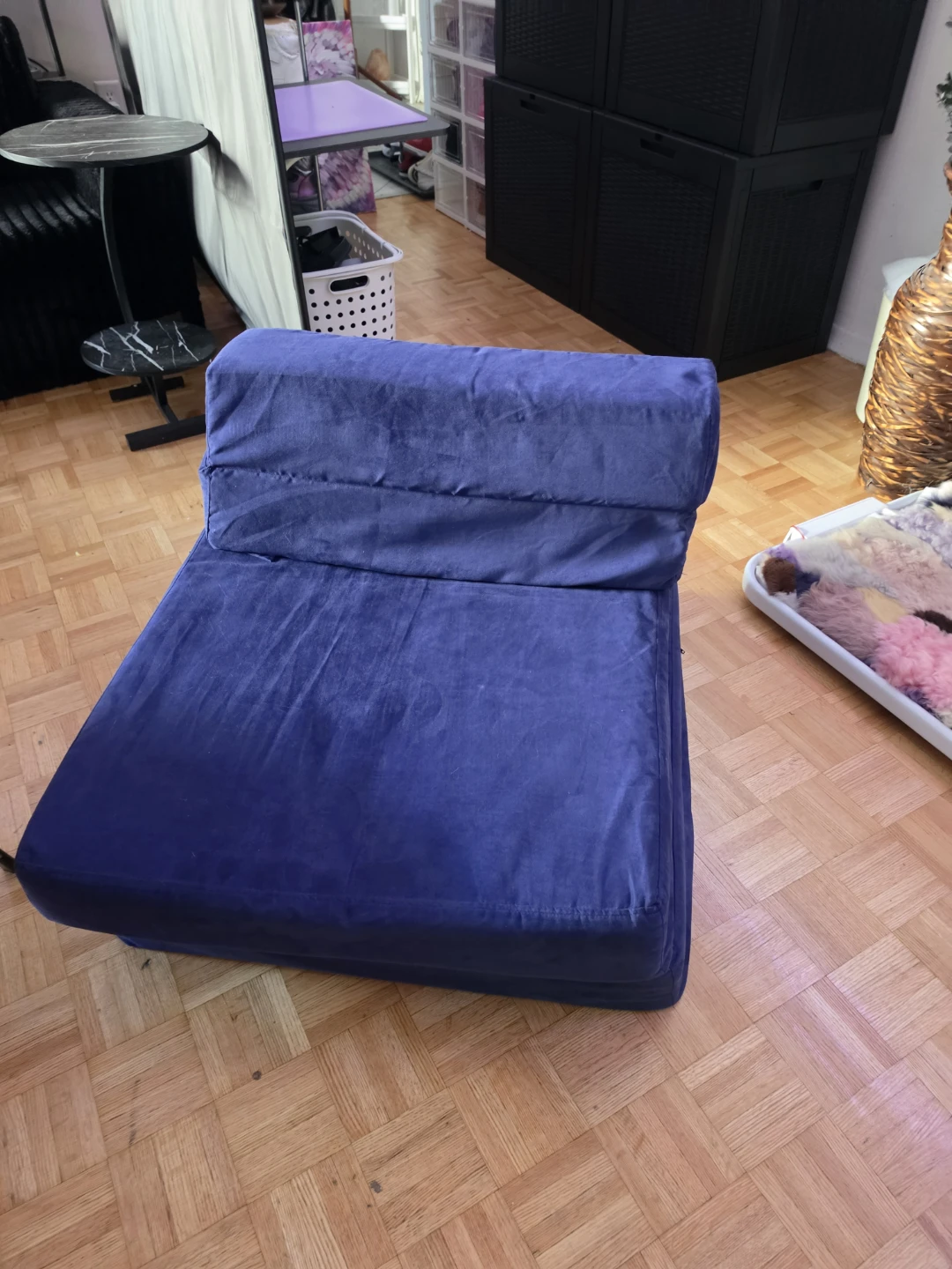 Velvet chair pull out bed futon