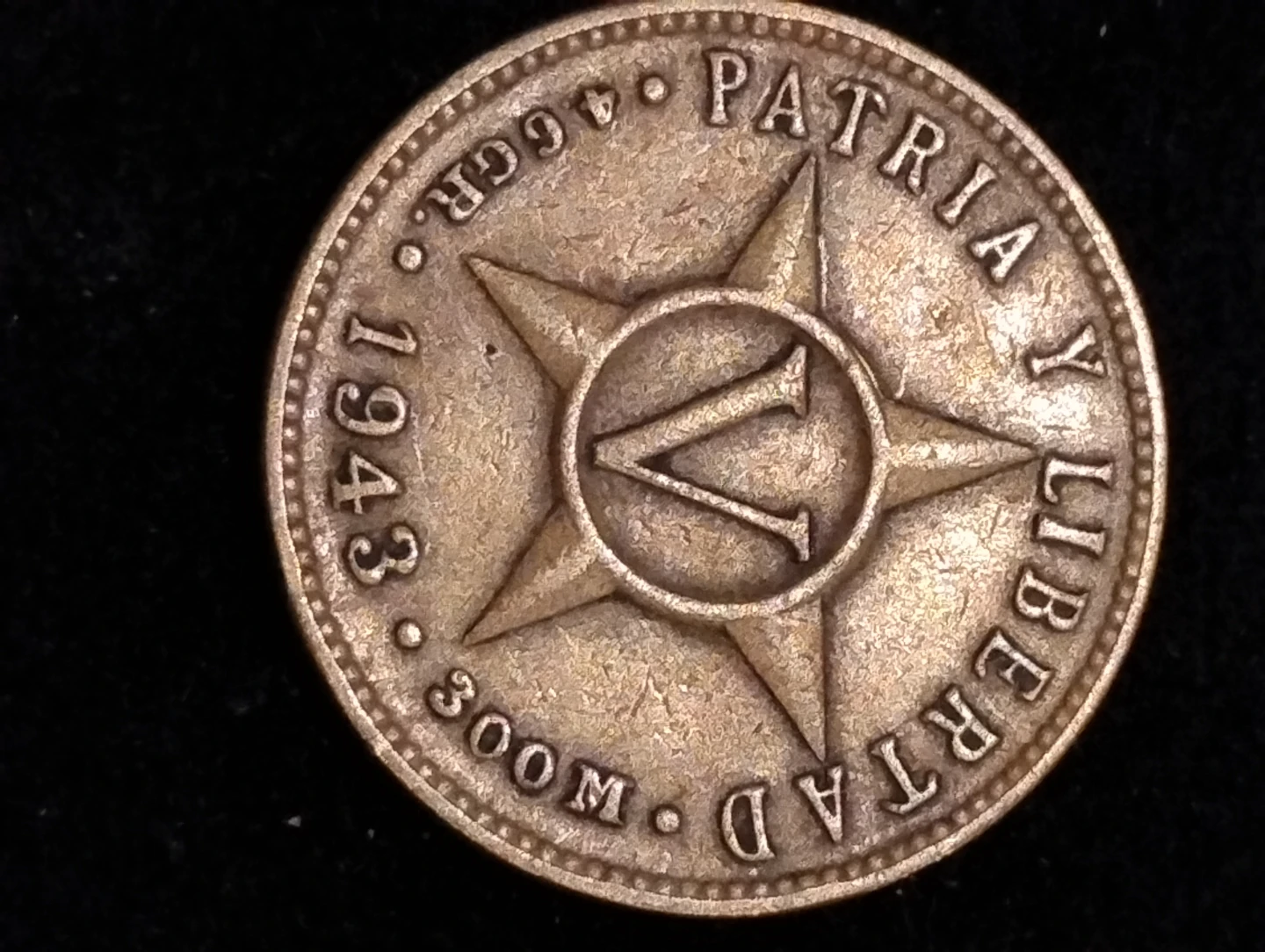 1943 Cuba Cinco Centavos Coin - photo 2