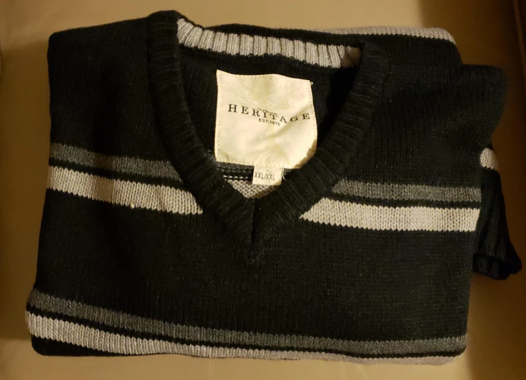 Heritage V-Neck Striped Sweater