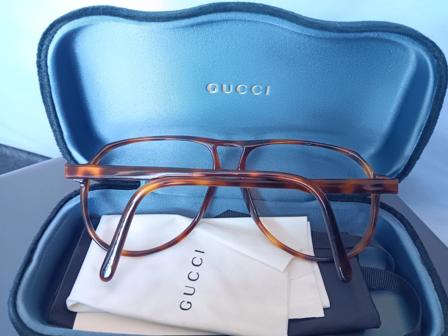 Vintage Gucci GG 1100 Large Tortoise Shell Aviator Frames - photo 3