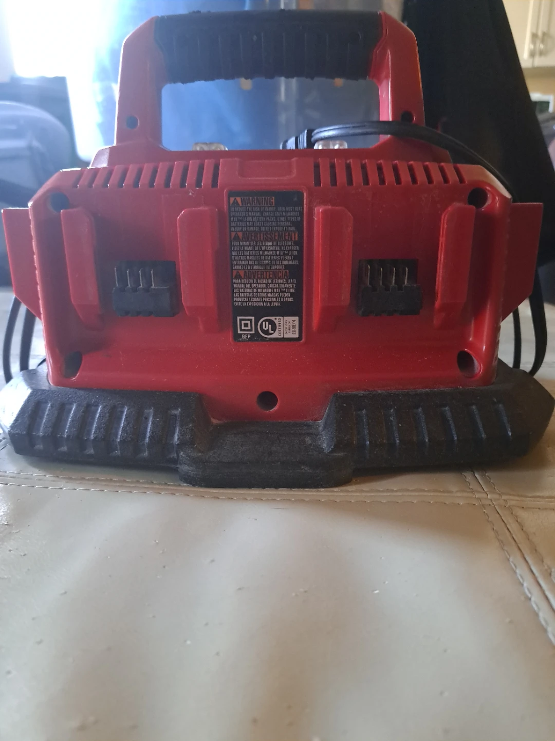 Milwaukee M18 Six-Pack Charger - photo 3