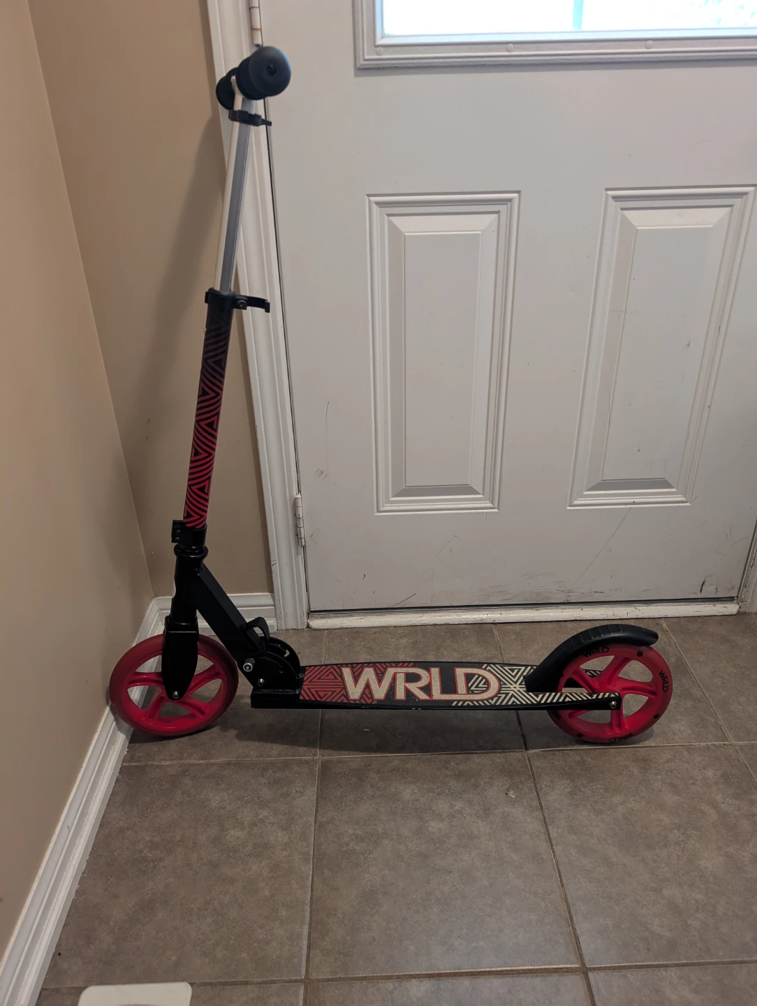 WRLD Kick Folding Scooter with 8inch wheels