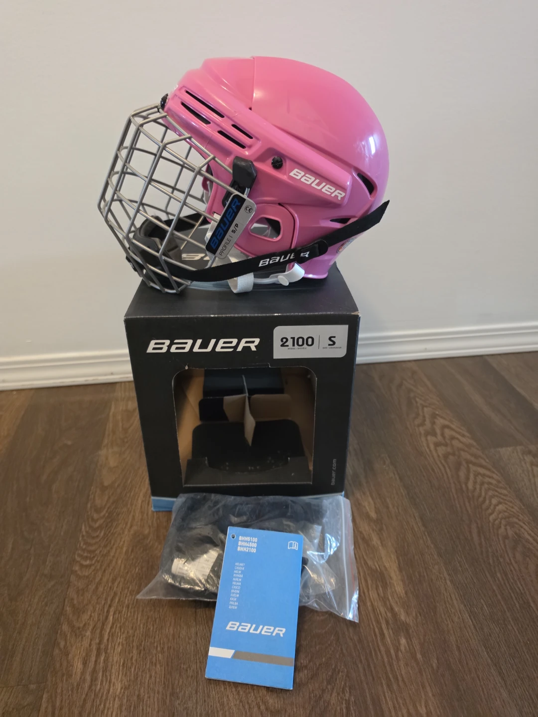 Bauer 2100 Hockey Helmet and Hespeler Skates - photo 3