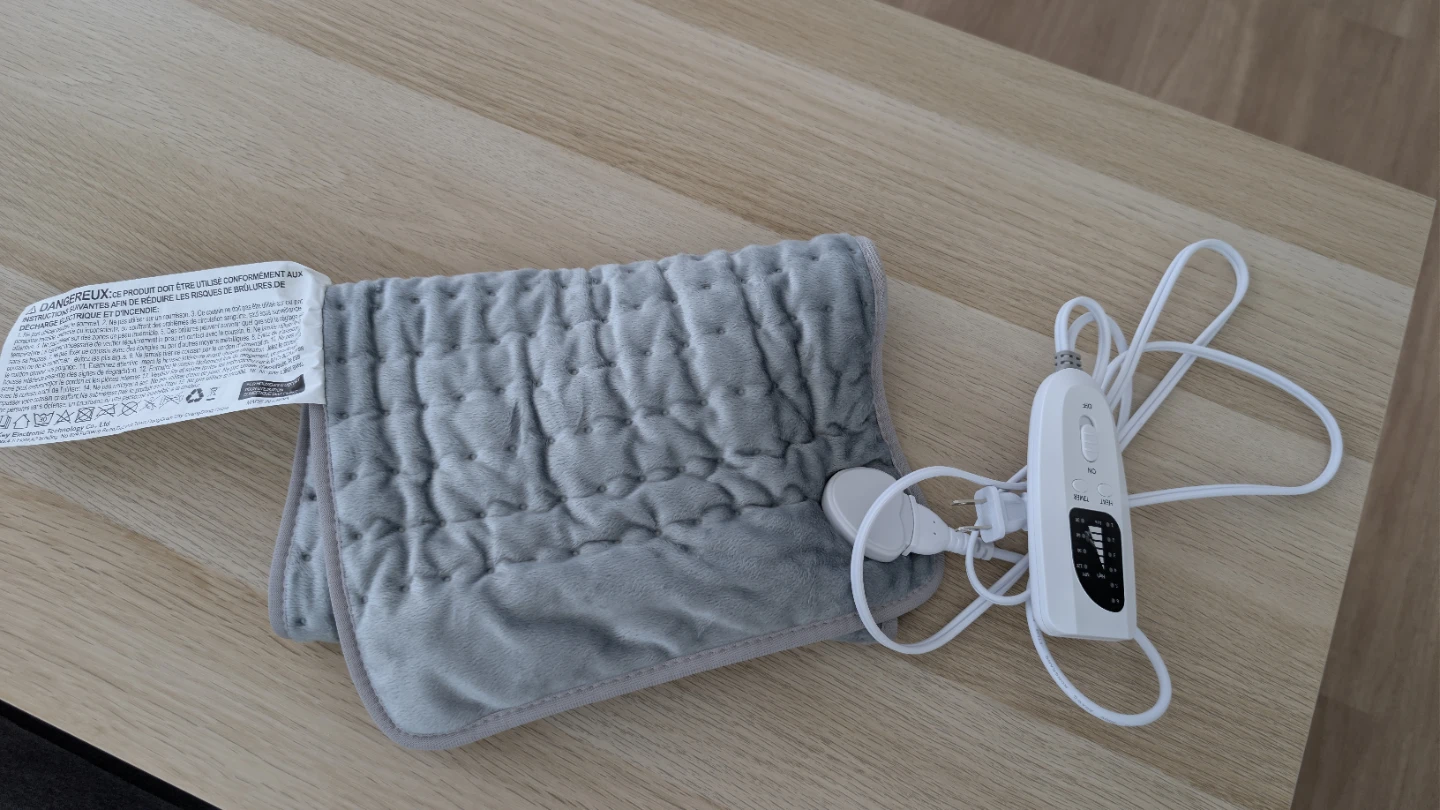 Electric Heating Pad (12" × 24") Unused - photo 4