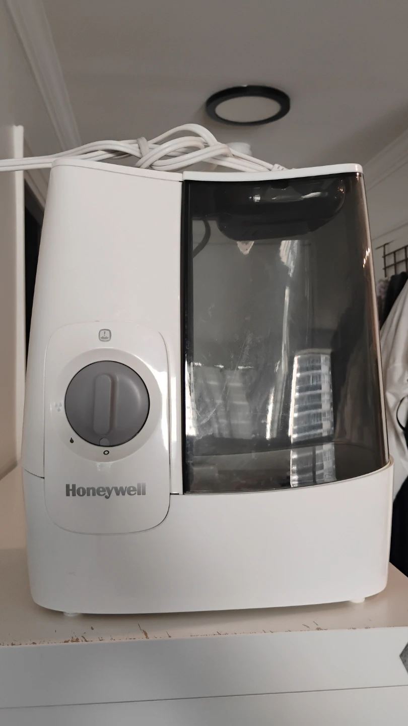 Honeywell Warm Mist Humidifier - photo 2