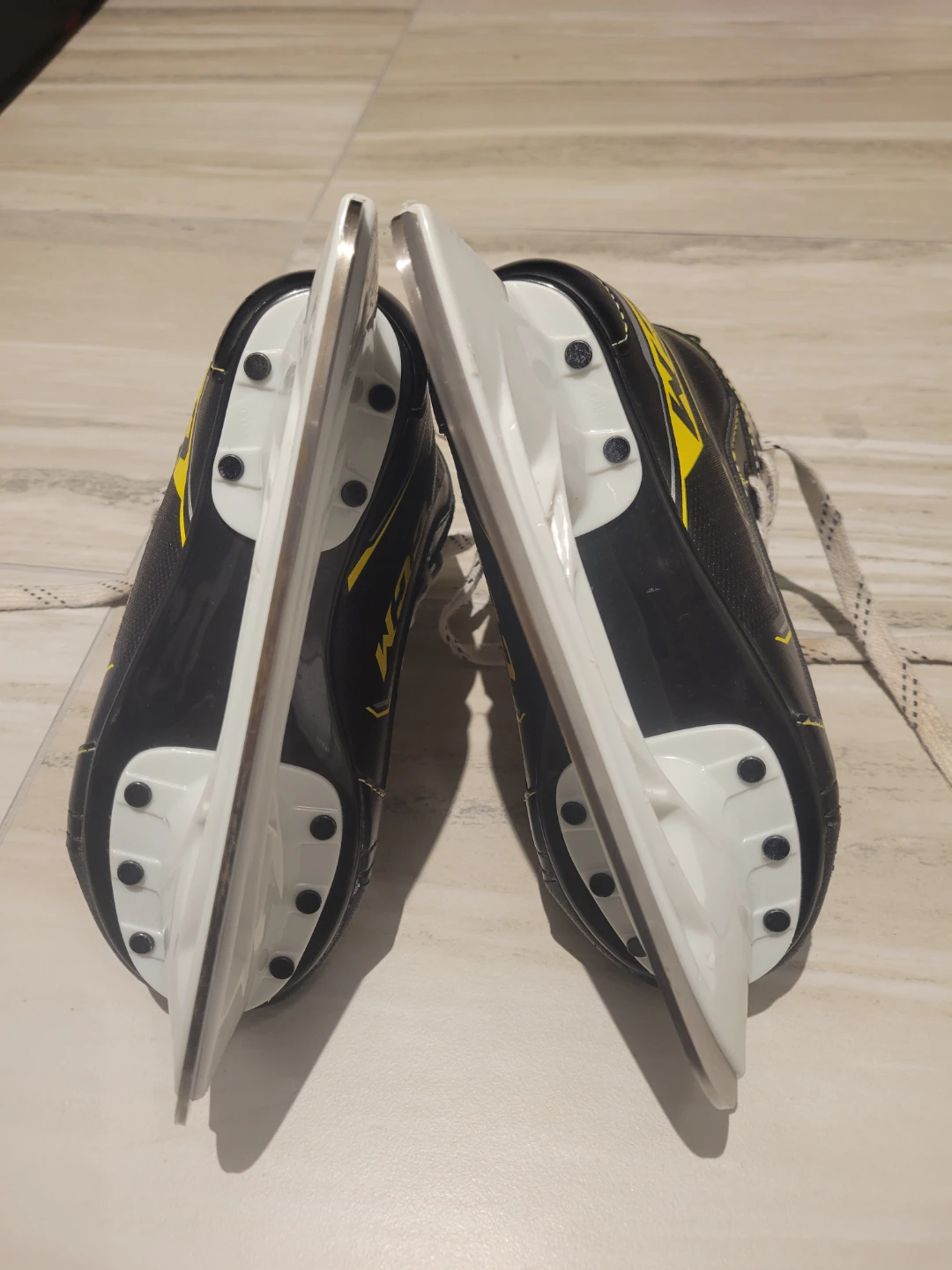 CCM Super Tacks Skates for kids - photo 4