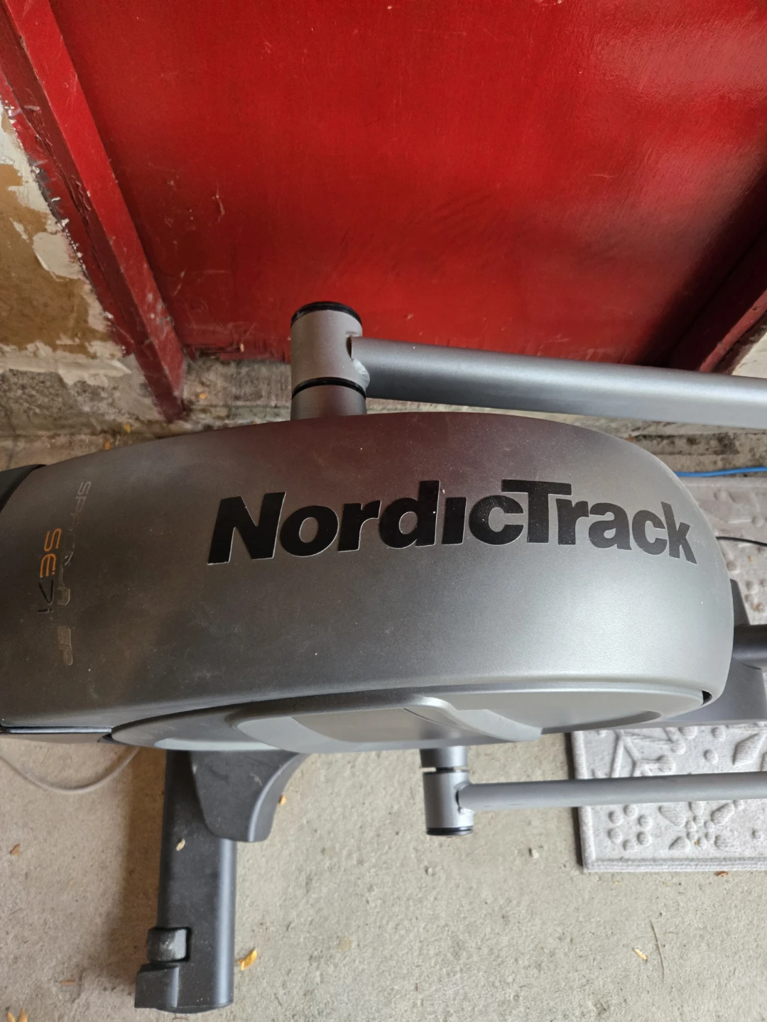 NordicTrack SE7i Elliptical Trainer - photo 2