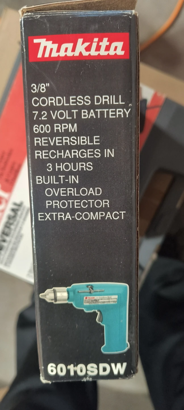Makita 3/8" Cordless Drill 6010SDW - photo 2