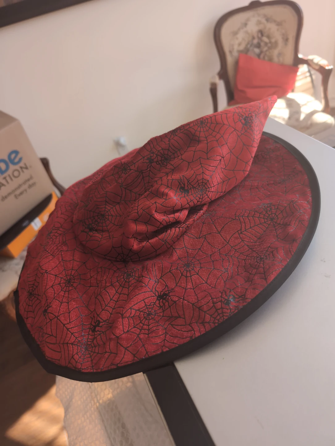 Red Spider Web Witch Hat - photo 2