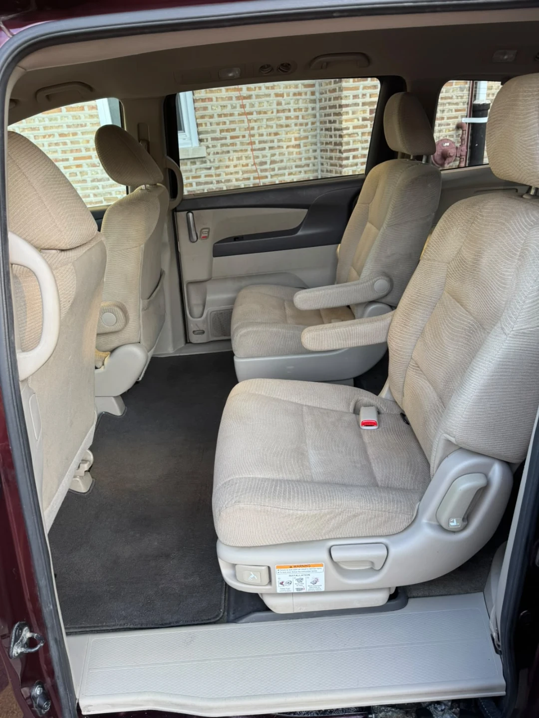 Honda Odyssey Second Row Captain Seats