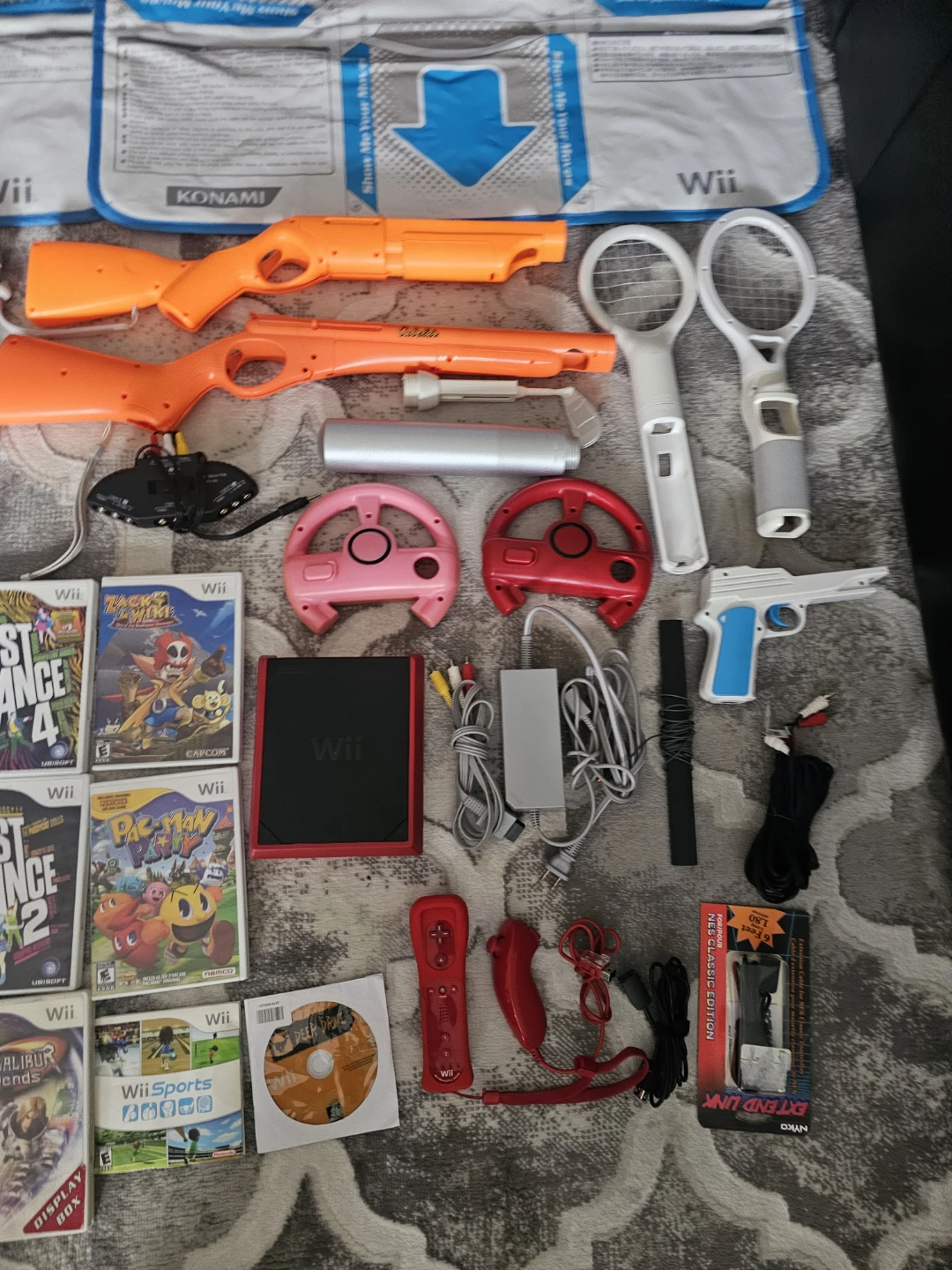 Nintendo Wii Console Bundle with Games and Accessories - photo 4