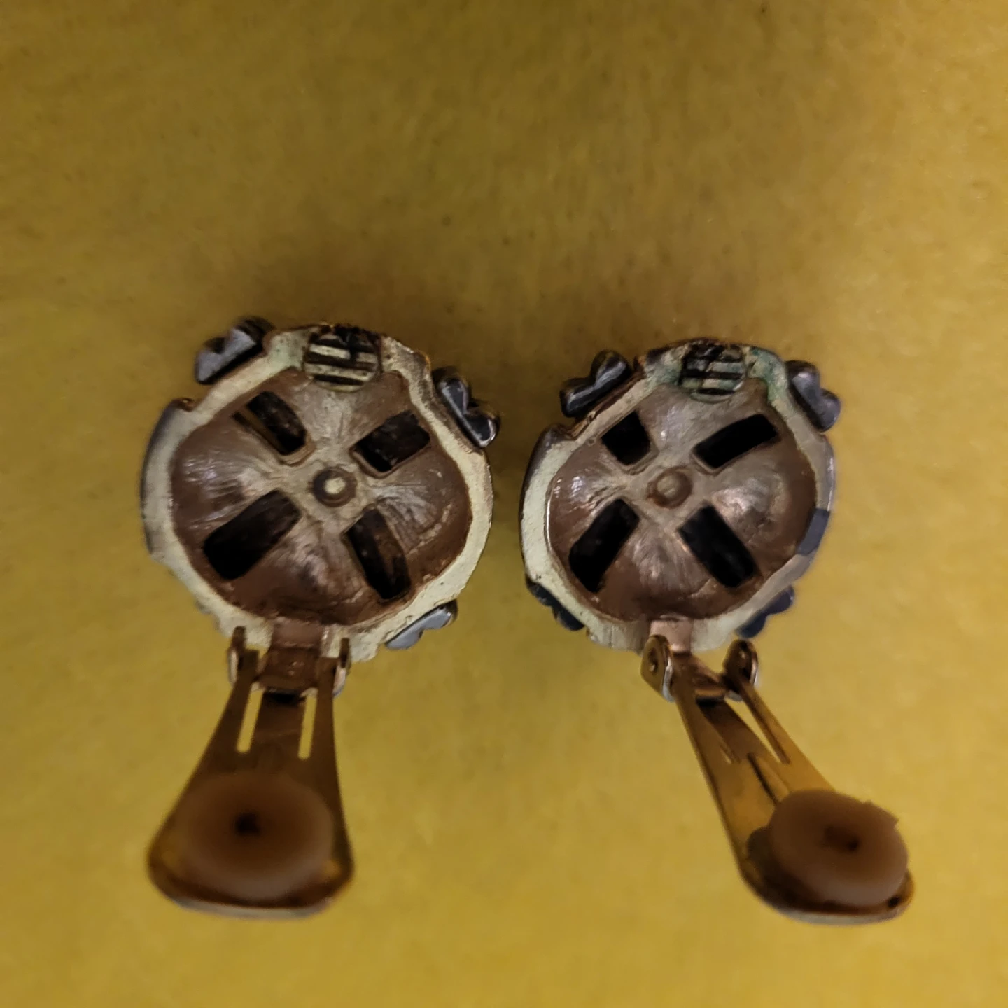 Two-Tone X Design Clip-On Earrings - photo 2