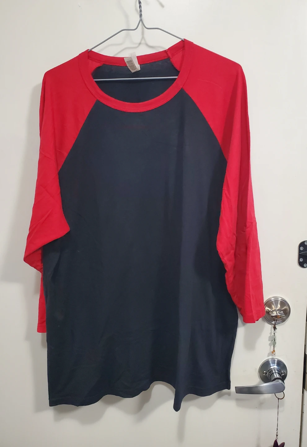 [$10 Plus Size Bundle]:Selection of three shirts and vest - photo 3