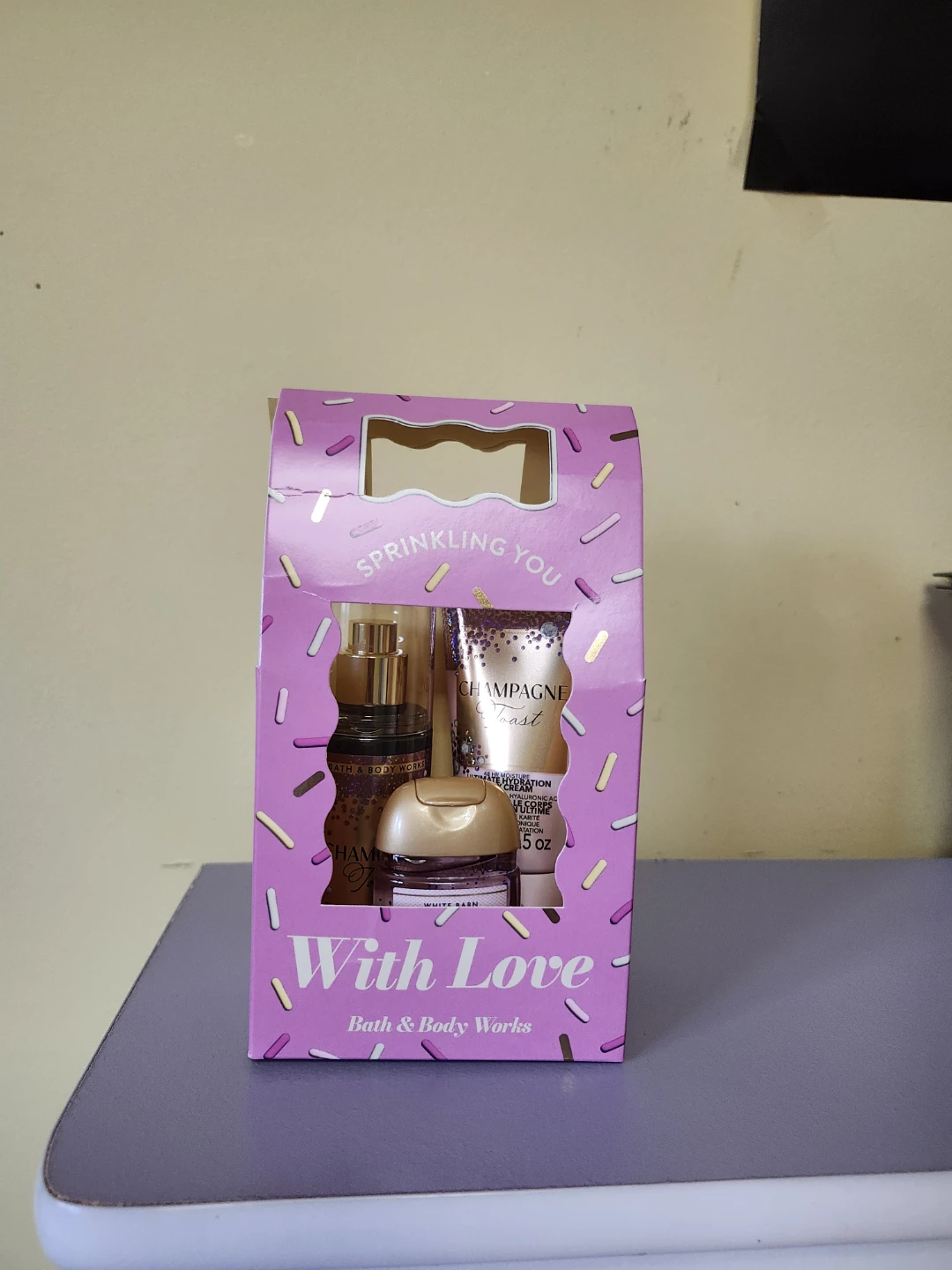 Mini Champagne 🍾 Toast BBW Gift Set - photo 2