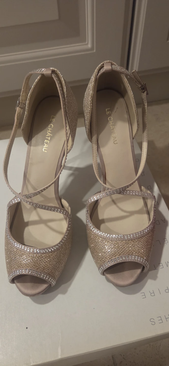 Le Château Gold Glitter Heels