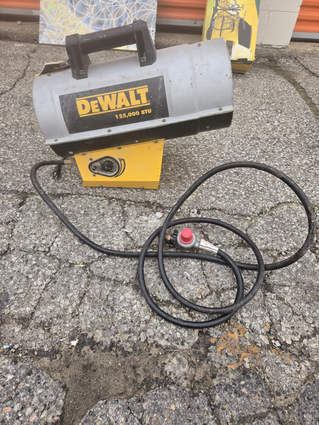 DeWalt 125,000 BTU Propane Forced Air Heater - photo 2