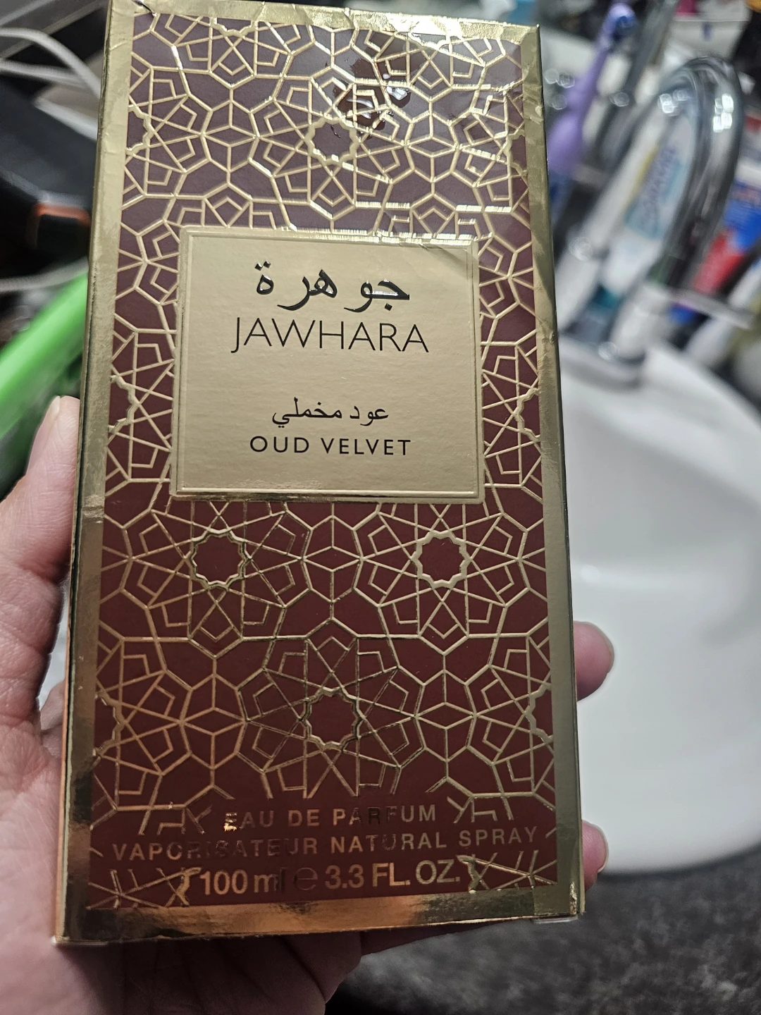 Jawhara Oud Velvet Eau de Parfum 100ml