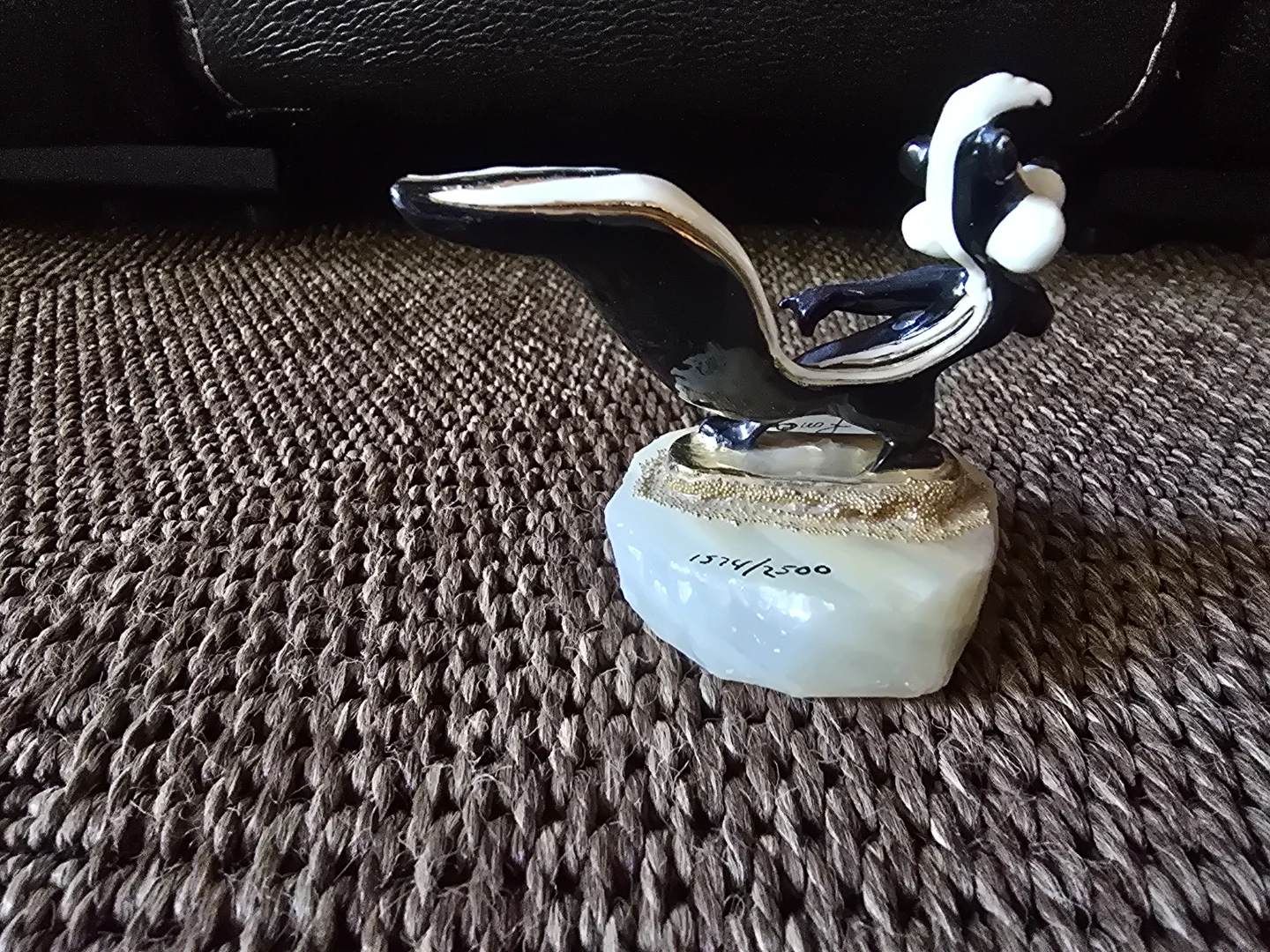 Vintage Warner Bros. Pepe Le Pew Figurine - photo 3