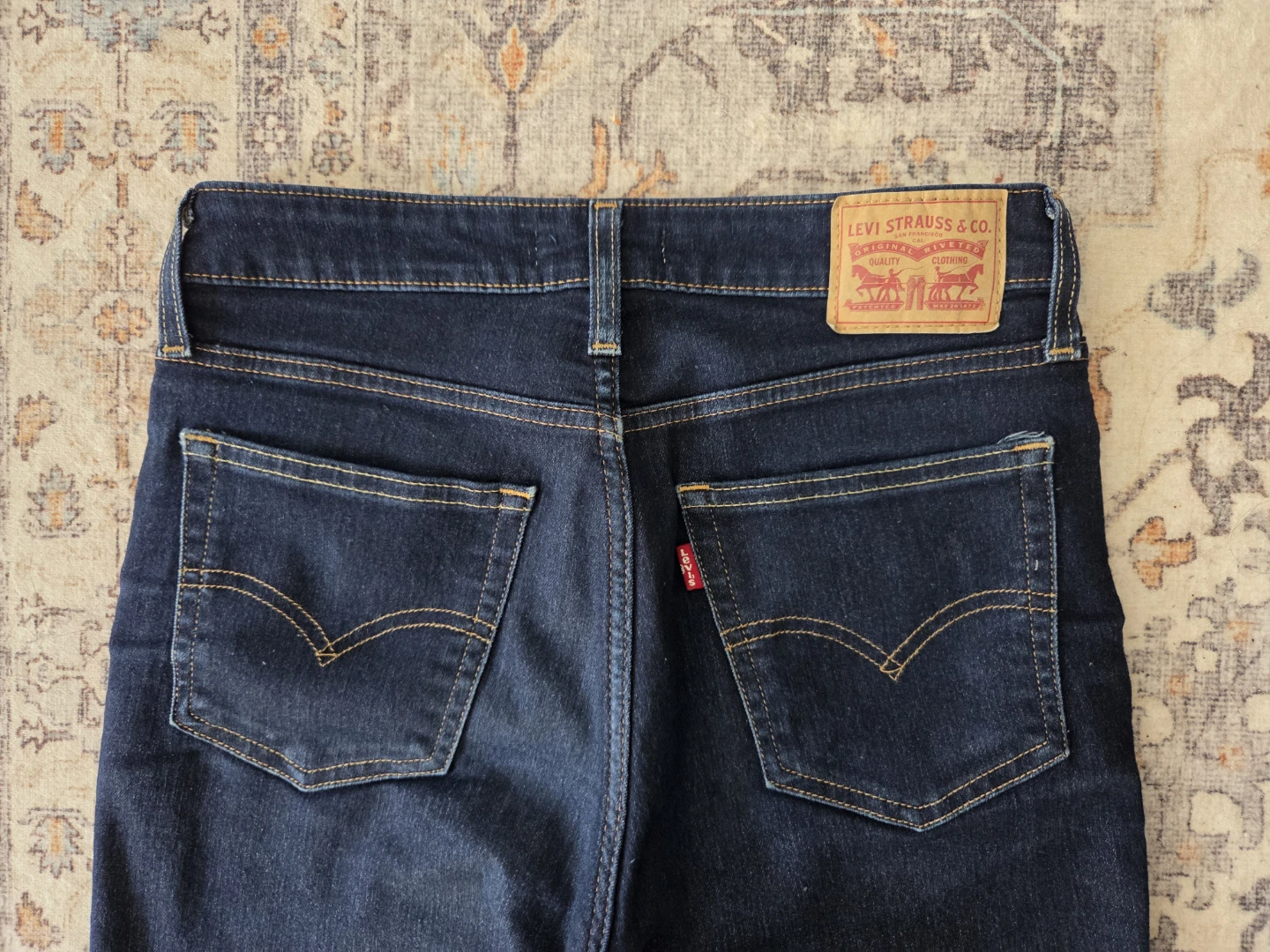 Levi's 725 Bootcut Jeans - Size 28 - photo 3