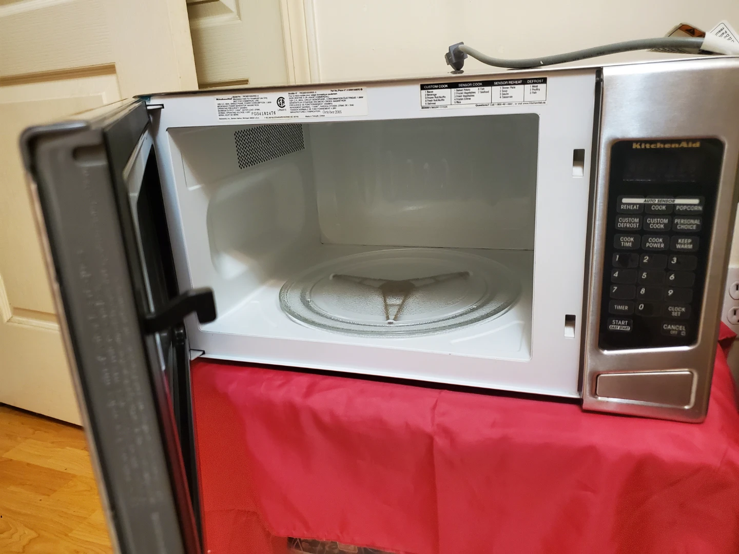 KitchenAid Countertop Microwave - photo 2