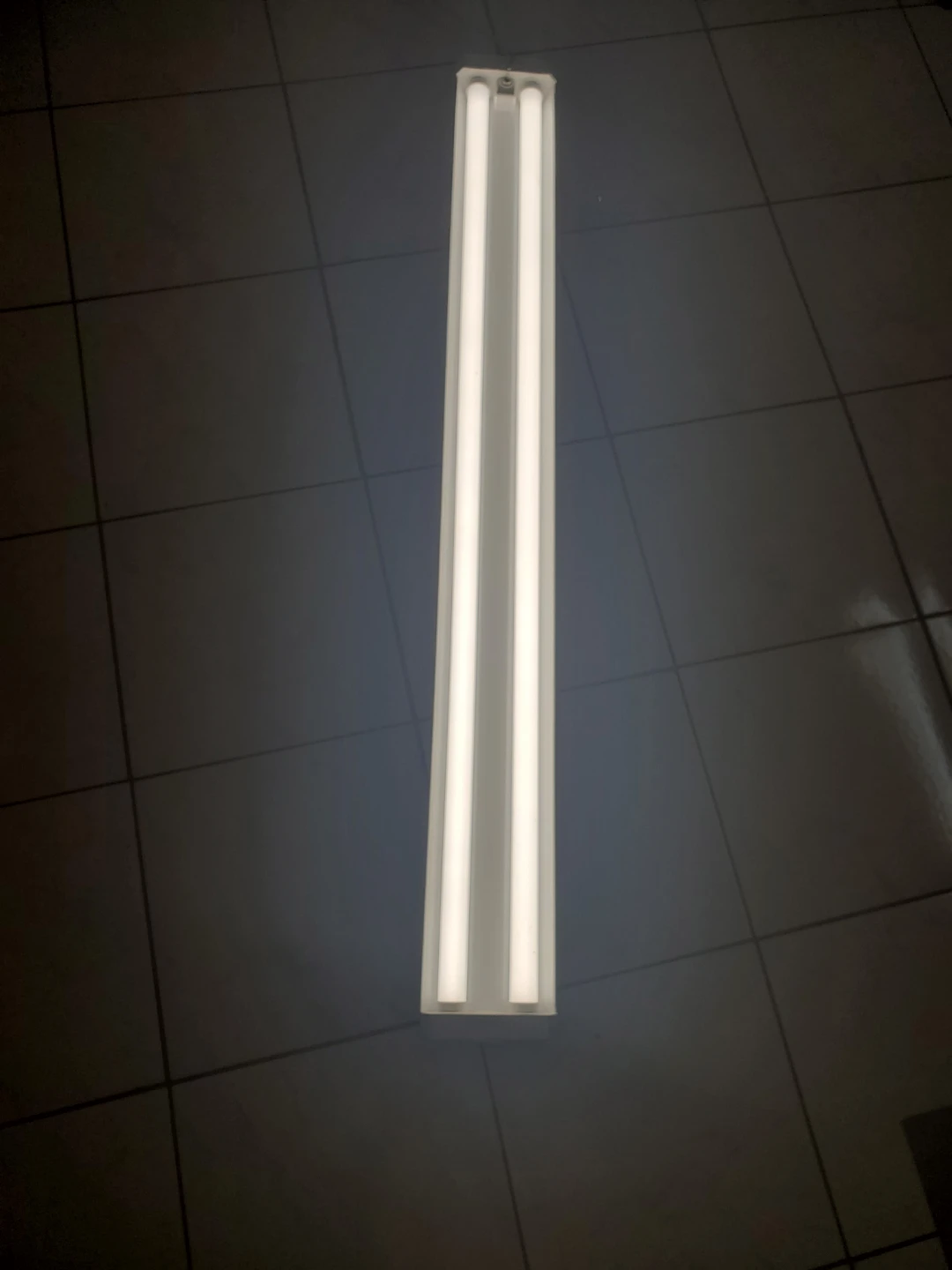 Commercial Electric 4ft LED Shop Light - photo 3