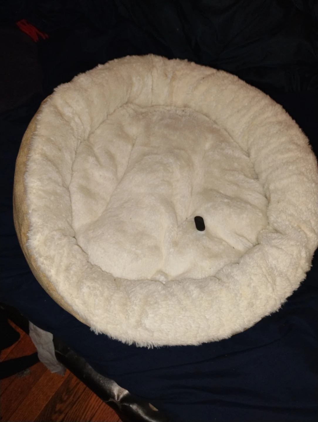 Cream Round Pet Bed - photo 2