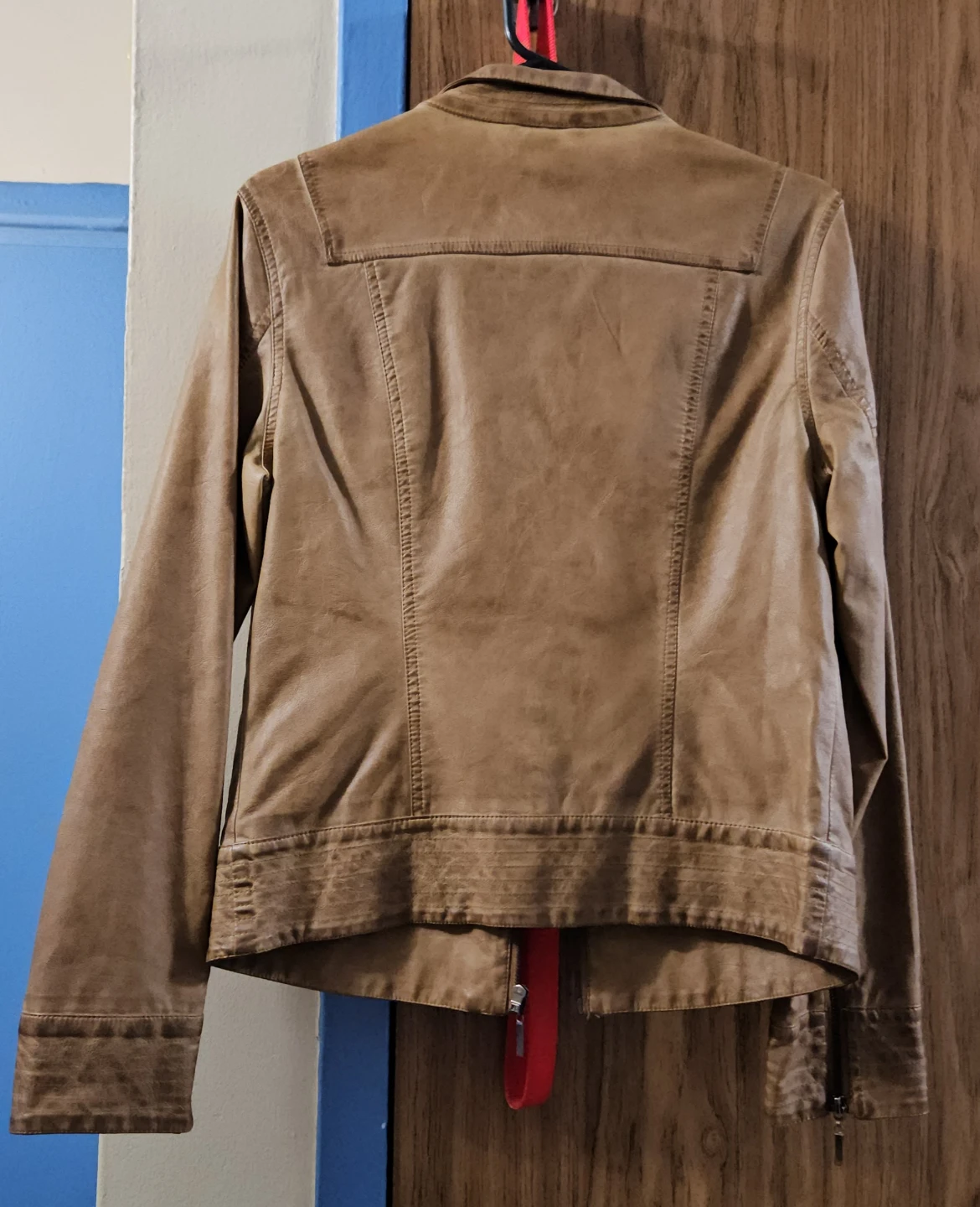 Max Jeans Women’s Brown Faux Leather Jacket – Size Medium - photo 2