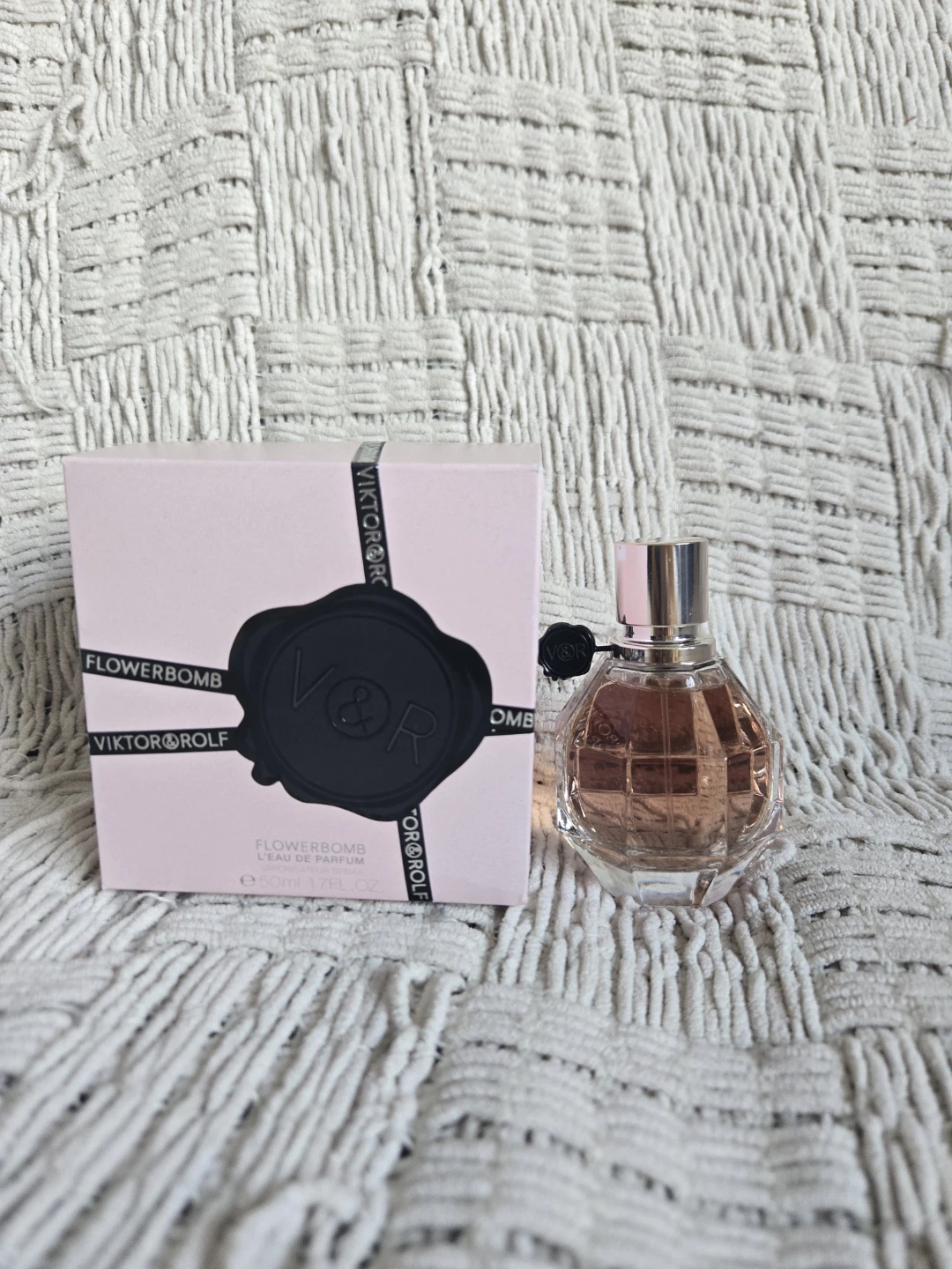 Viktor&Rolf Flowerbomb Eau de Parfum 50ml - photo 2