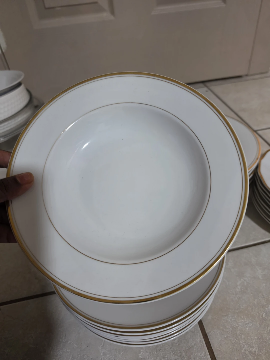 Baaria Set of White and Gold Rimmed Dinnerware - photo 4