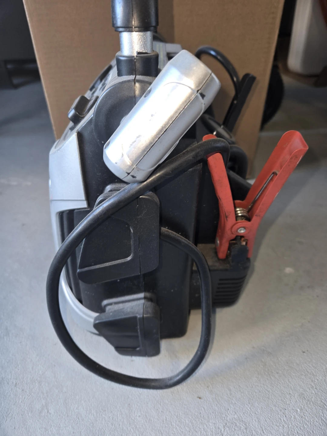 MotoMaster Eliminator Battery Booster Pack with Air Compressor - photo 2