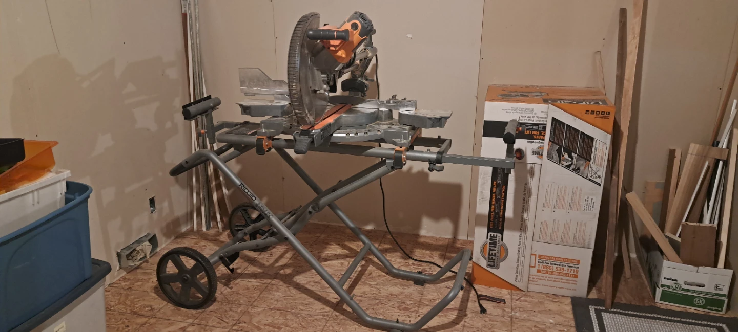 Ridgid 12-inch Sliding Compound Miter Saw with Stand