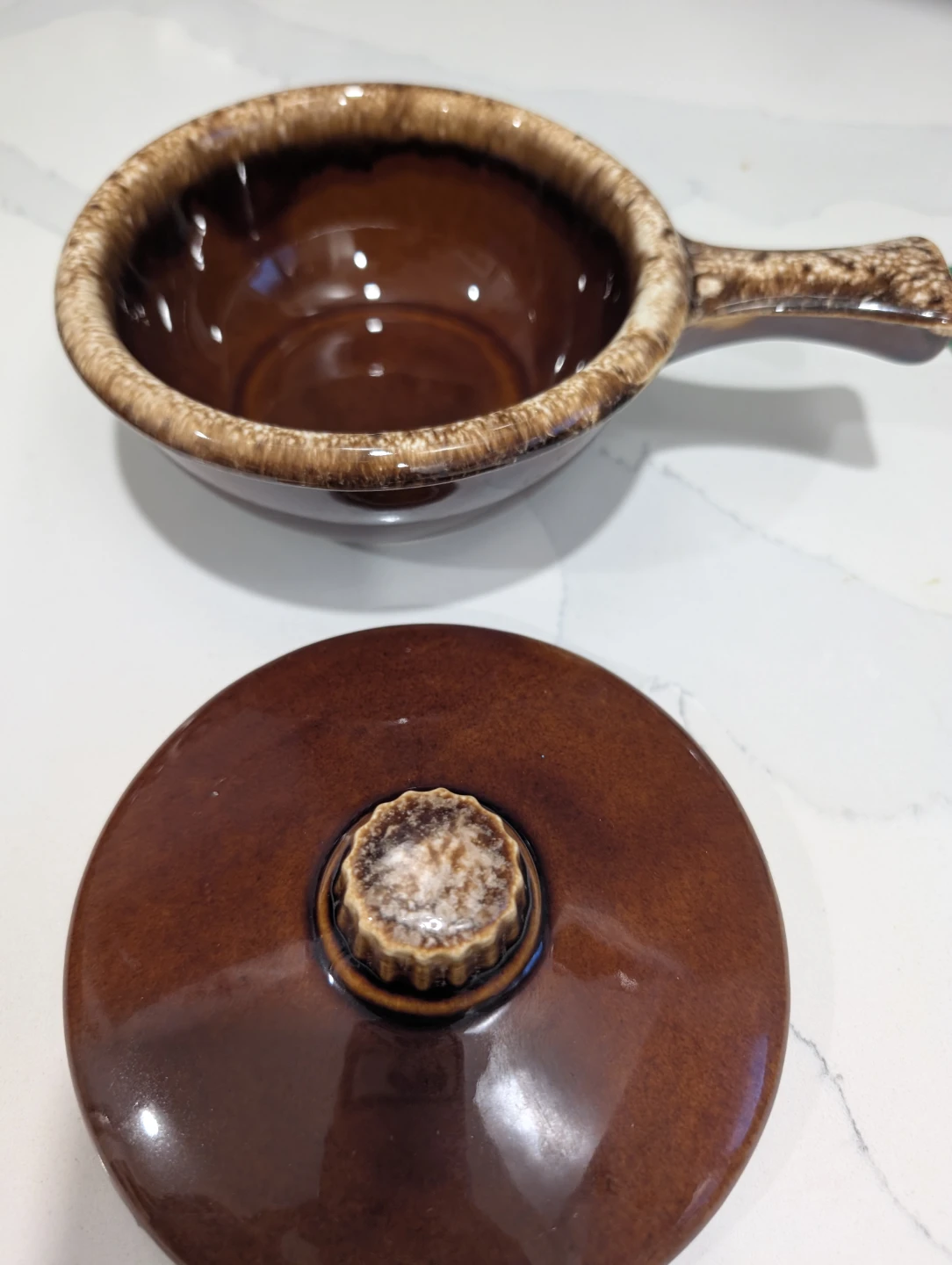 Hull Oven Proof Pottery Handled Dish - photo 2