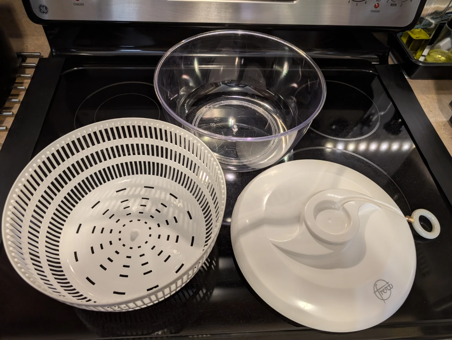 EUC - Fresco Salad Spinner - photo 4