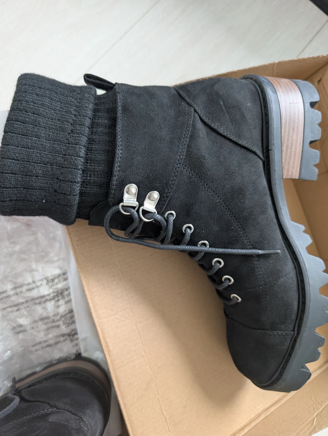 Move out sale: Just Fab Black Lace-Up Combat Boots Size 9 - photo 2