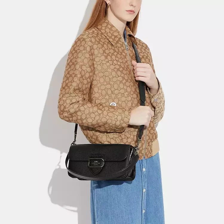 Vintage Black Coach Pebbled Leather Crossbody Bag - photo 2