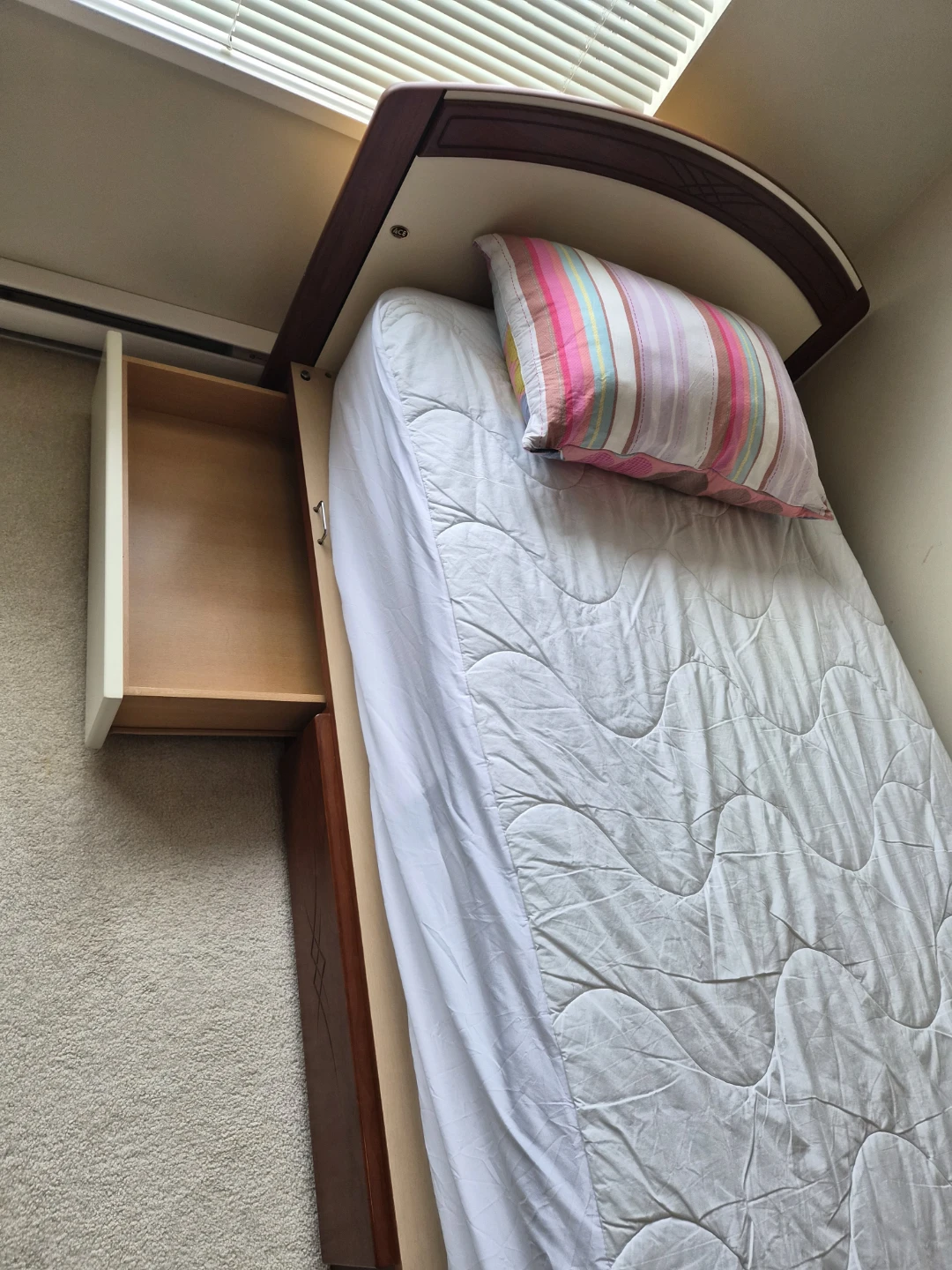 Single Bed with Storage Drawers - photo 3