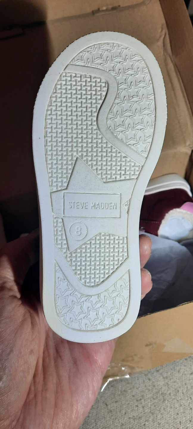 New Steve Madden Toddler Sneakers Size 8 - photo 3